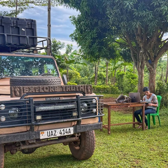 Meet your Posher, Sarah - Picture 4 of 12